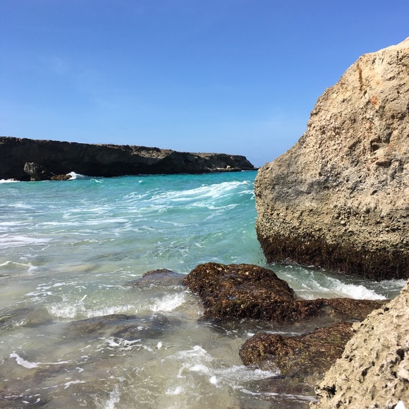 Meet your Posher, Rebecca - Picture 3 of 8